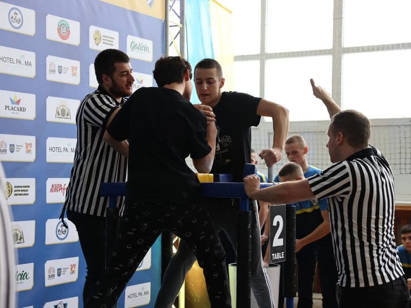 Чемпіонат м. Львова з армрестлінгу серед школярів