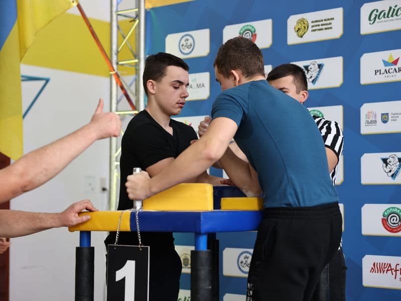 Чемпіонат м. Львова з армрестлінгу серед школярів