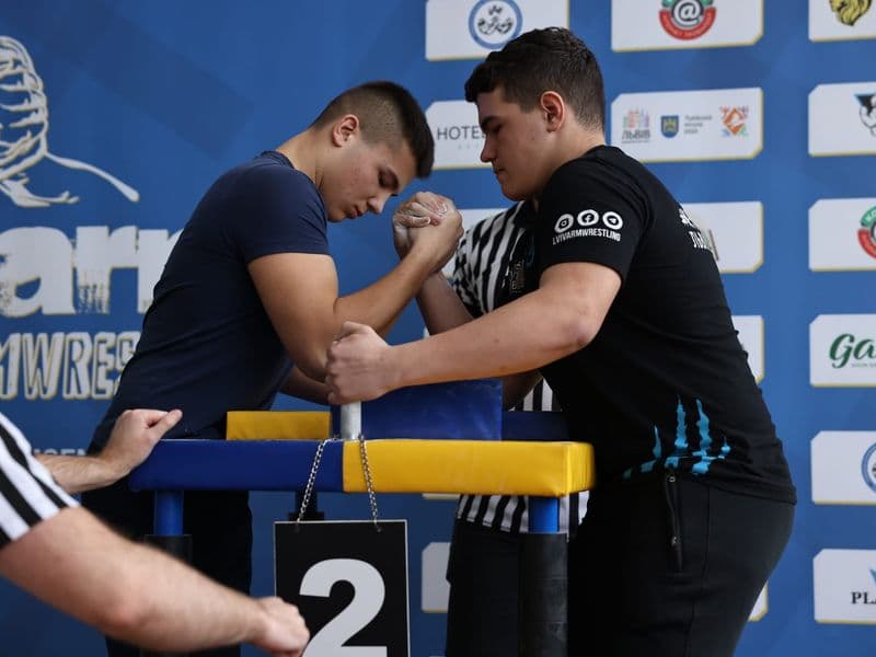 Чемпіонат м. Львова з армрестлінгу серед школярів