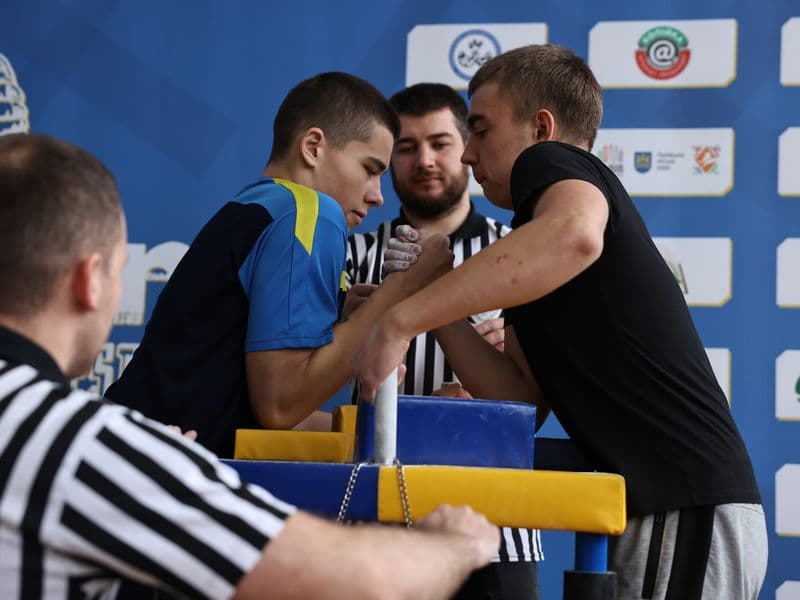 Чемпіонат м. Львова з армрестлінгу серед школярів