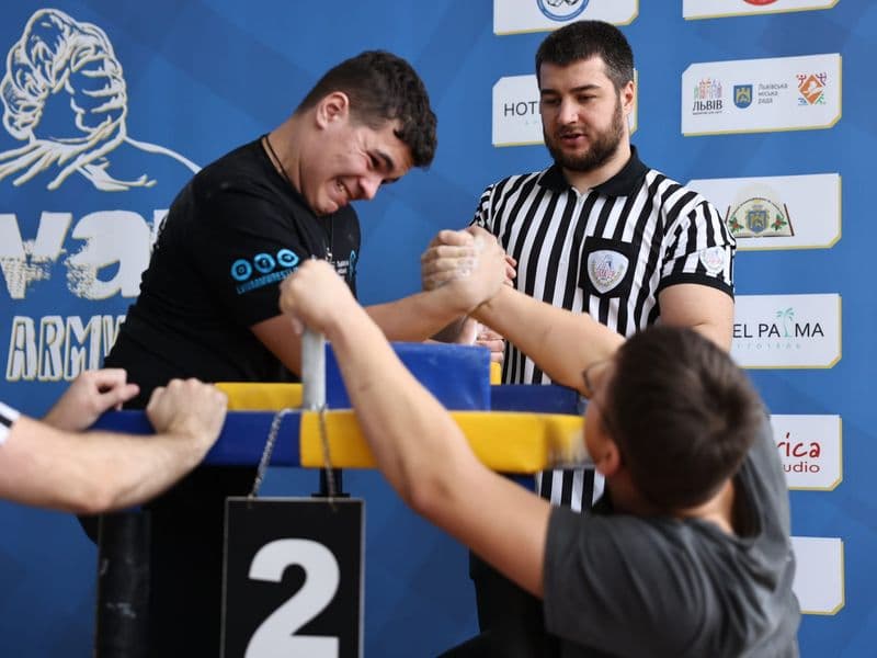Чемпіонат м. Львова з армрестлінгу серед школярів
