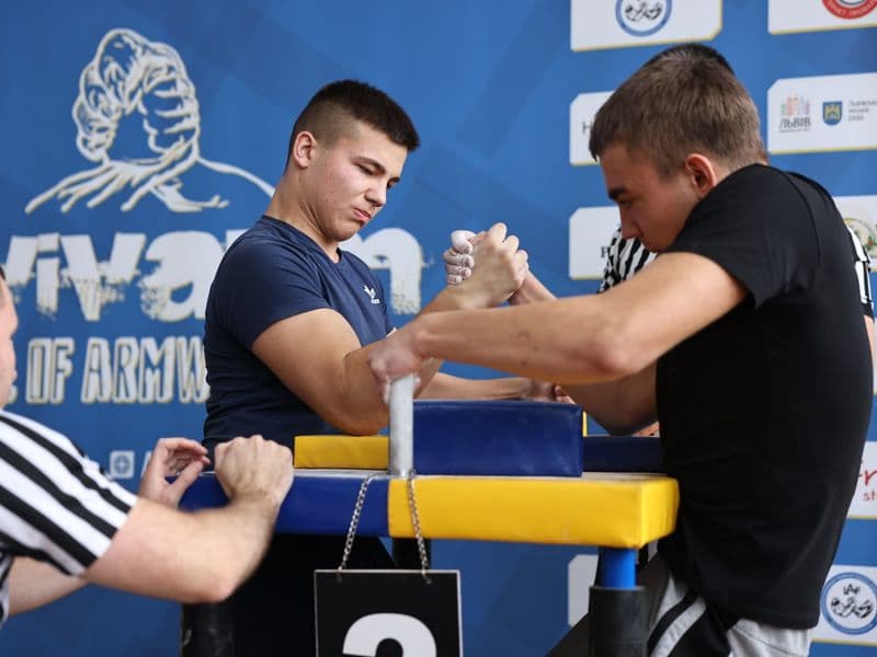 Чемпіонат м. Львова з армрестлінгу серед школярів
