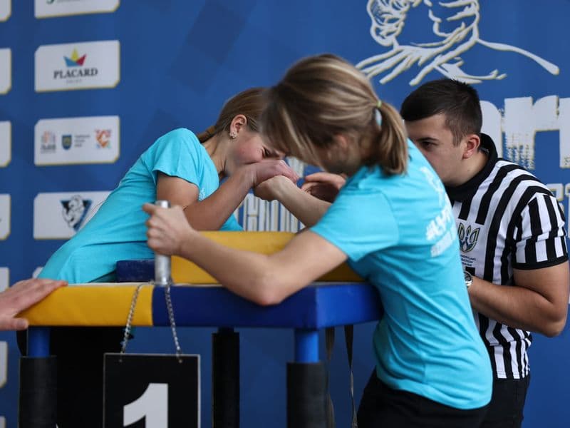 Чемпіонат м. Львова з армрестлінгу серед школярів