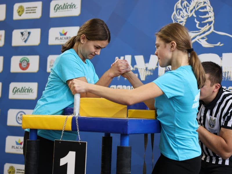 Чемпіонат м. Львова з армрестлінгу серед школярів