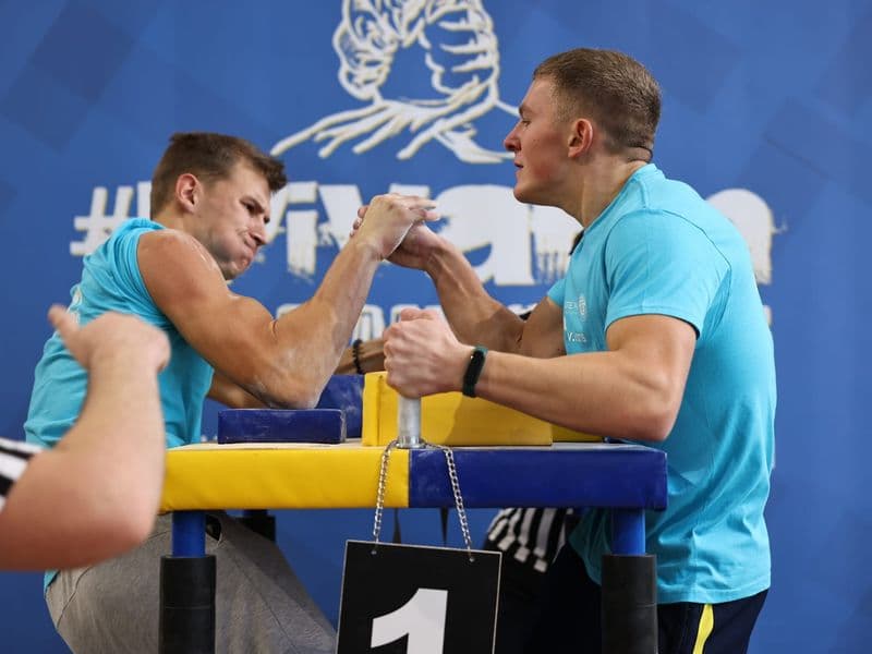 Чемпіонат м. Львова з армрестлінгу серед школярів