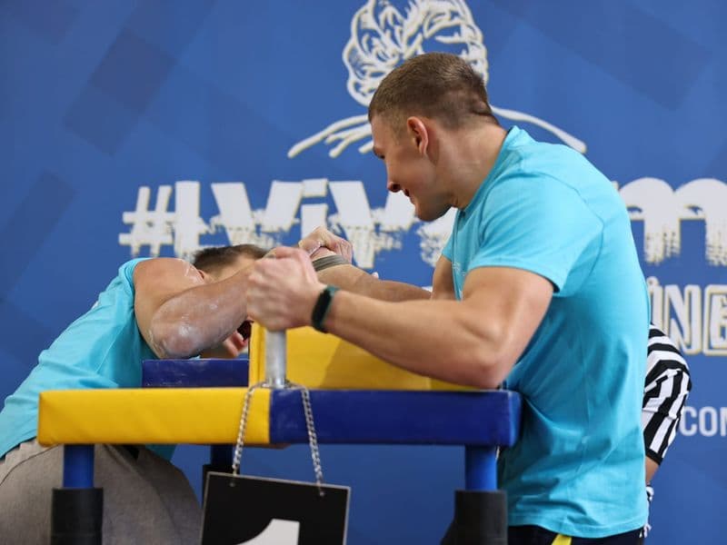 Чемпіонат м. Львова з армрестлінгу серед школярів