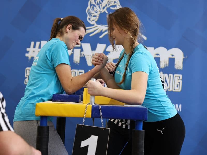 Чемпіонат м. Львова з армрестлінгу серед школярів