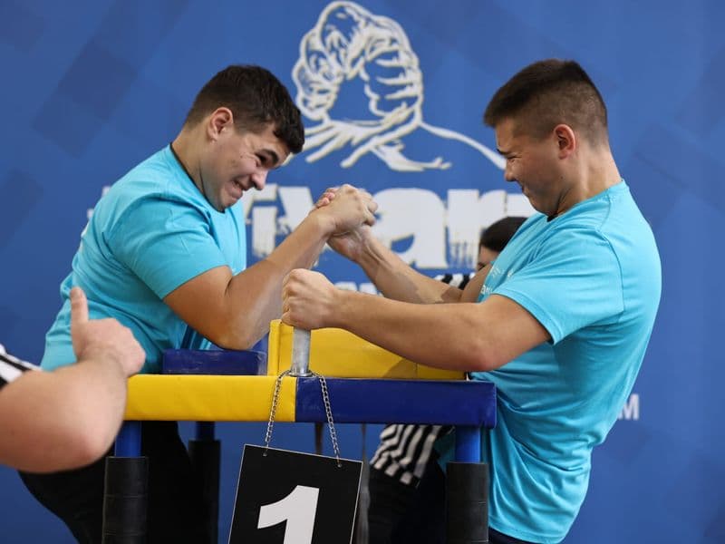 Чемпіонат м. Львова з армрестлінгу серед школярів