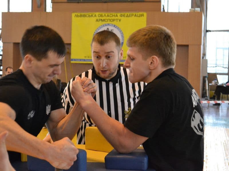 Чемпіонат Львівської області серед дорослих 2013