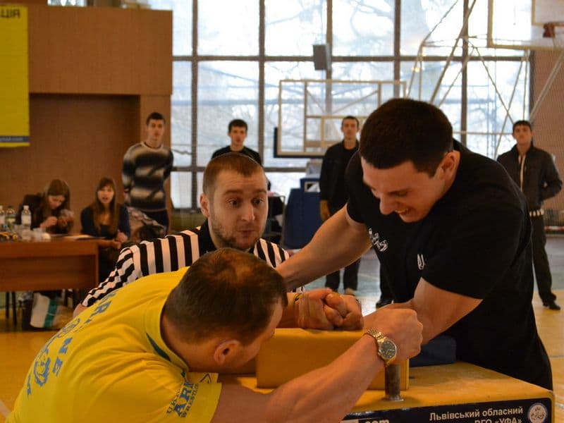 Чемпіонат Львівської області серед дорослих 2013