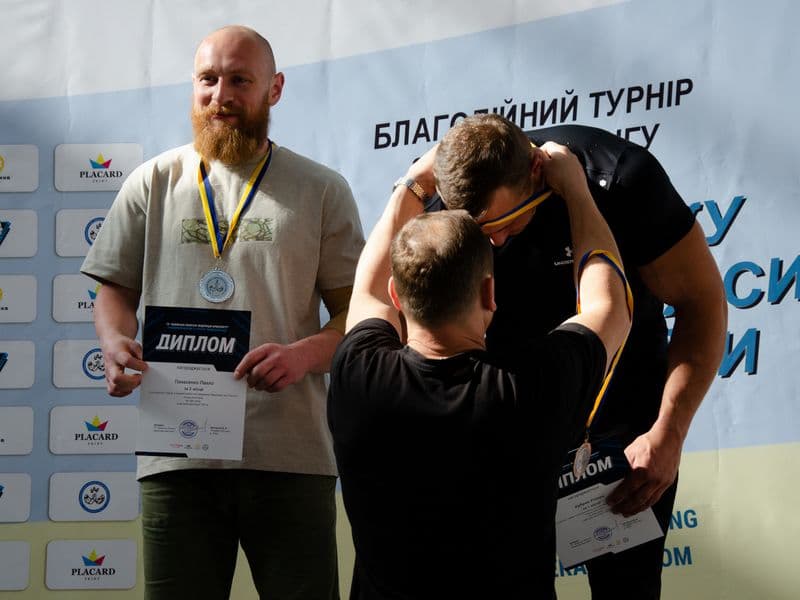 Благодійний турнір з армрестлінгу на підтримку ЗСУ
