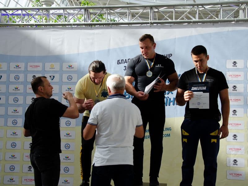 Благодійний турнір з армрестлінгу на підтримку ЗСУ