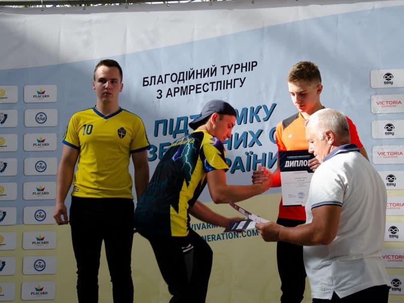 Благодійний турнір з армрестлінгу на підтримку ЗСУ