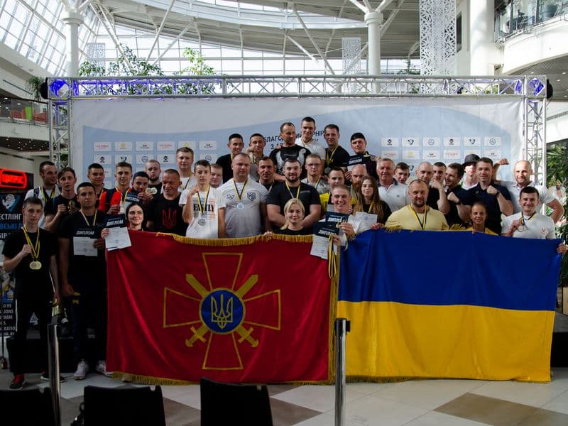 Благодійний турнір з армрестлінгу на підтримку ЗСУ
