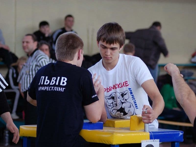Чемпіонат України серед юнаків та юніорів 2012