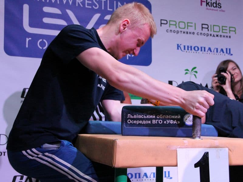 Level Room Cup 2015