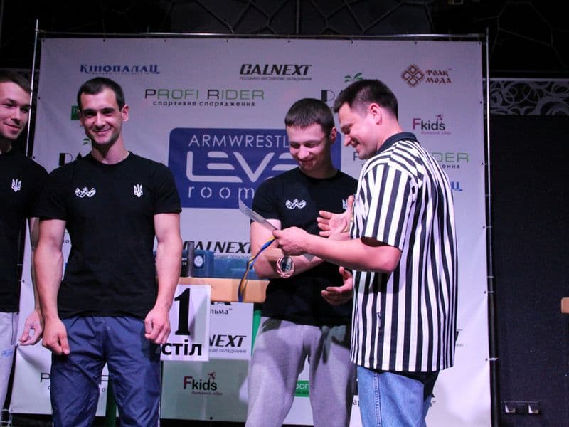 Level Room Cup 2015