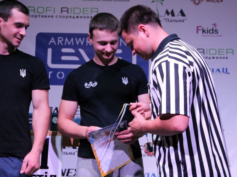 Level Room Cup 2015