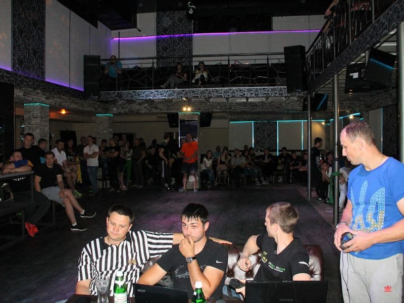 Level Room Cup 2015