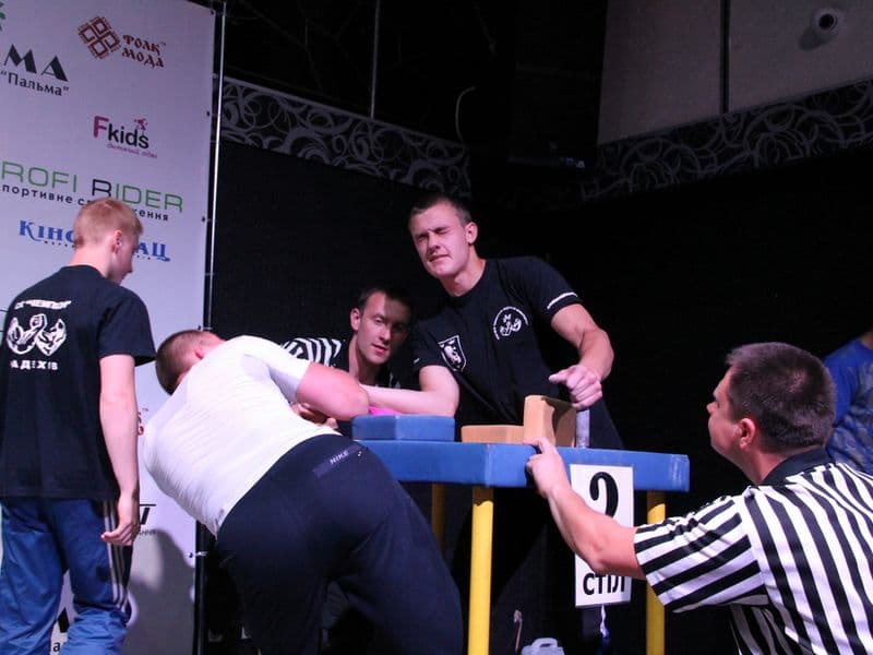Level Room Cup 2015