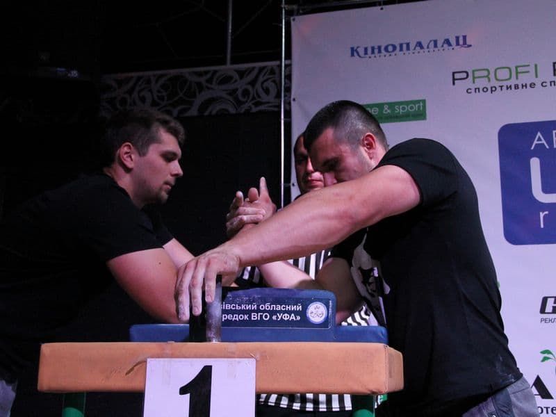 Level Room Cup 2015