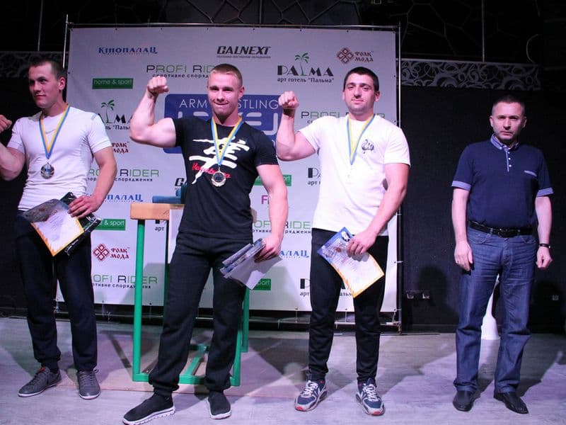 Level Room Cup 2015