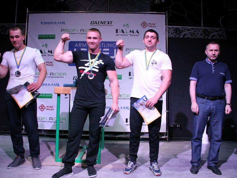 Level Room Cup 2015