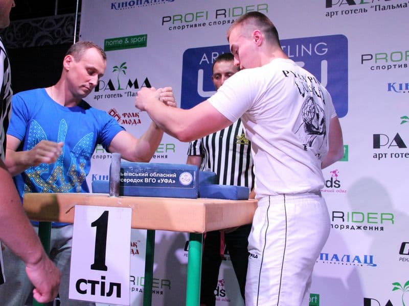 Level Room Cup 2015