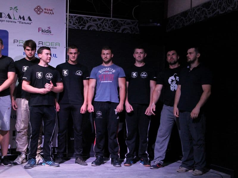 Level Room Cup 2015