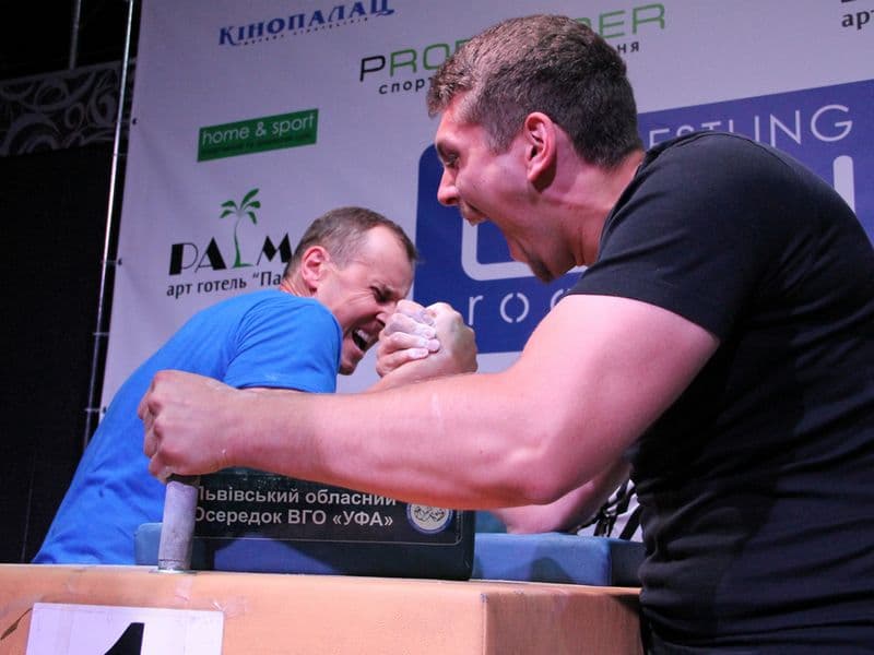 Level Room Cup 2015