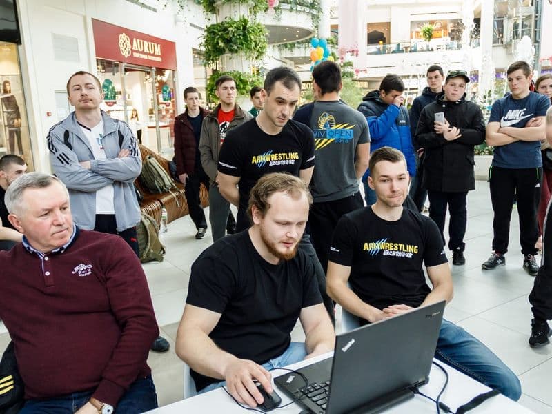 Відкритий турнір "Діамантова Рука"