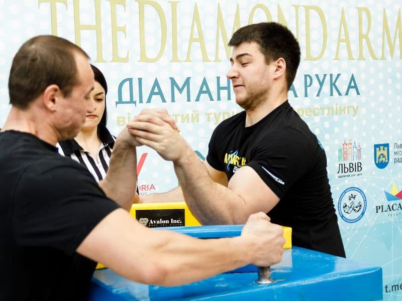 Відкритий турнір "Діамантова Рука"