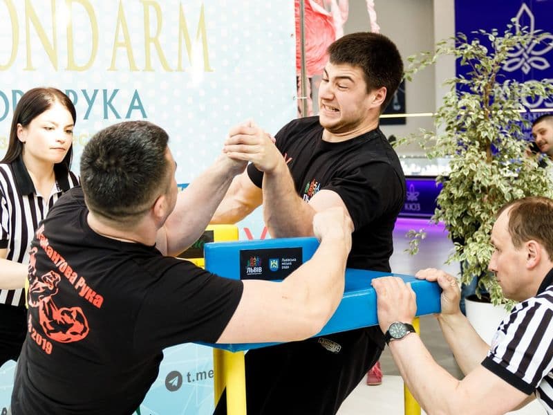 Відкритий турнір "Діамантова Рука"