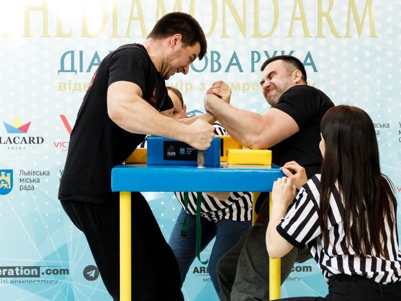 Відкритий турнір "Діамантова Рука"