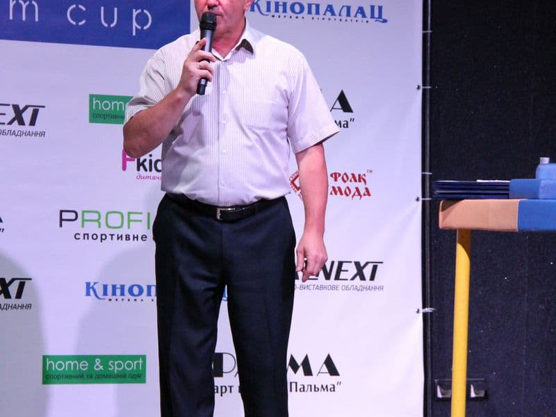 Level Room Cup 2015