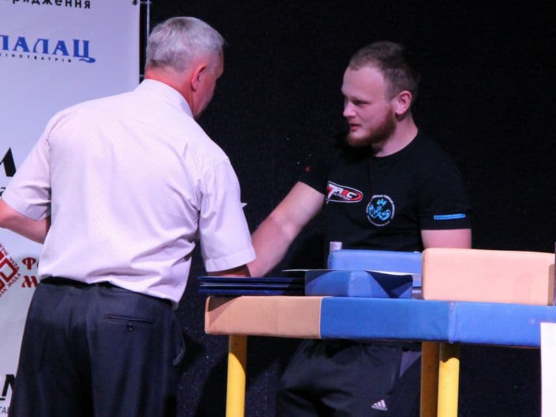 Level Room Cup 2015