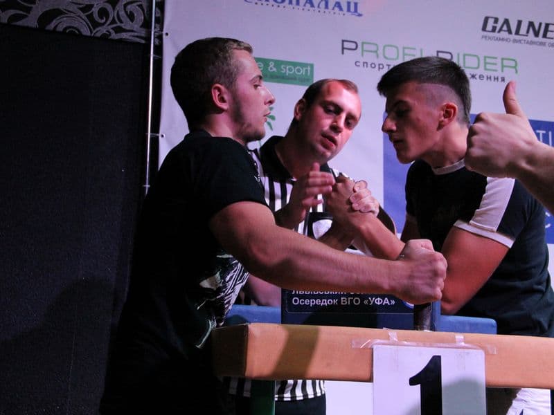 Level Room Cup 2015