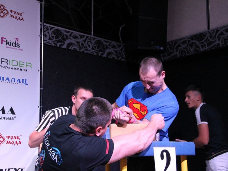 Level Room Cup 2015