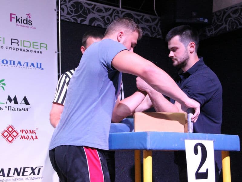 Level Room Cup 2015