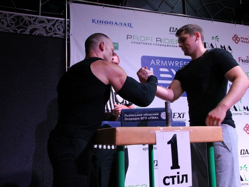 Level Room Cup 2015