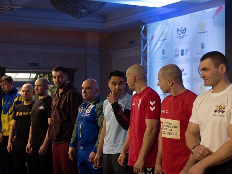 Чемпіонат України, день 1