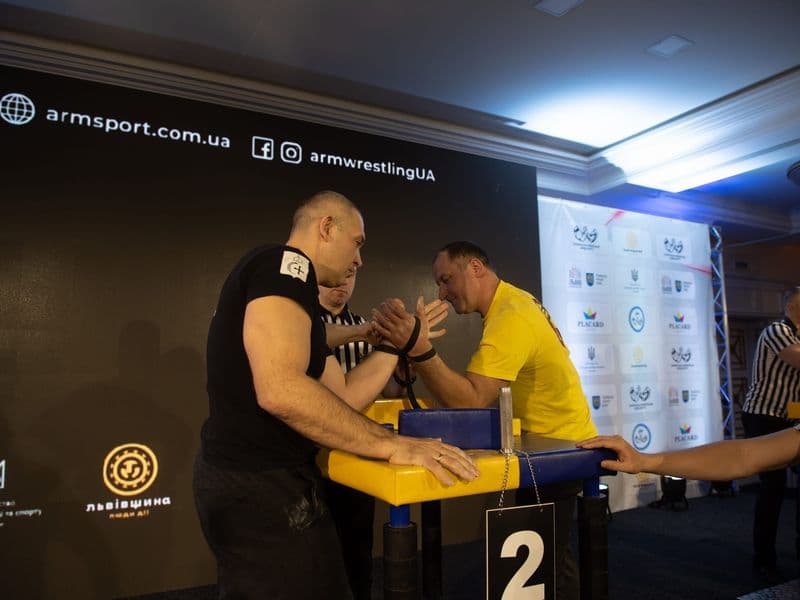 Чемпіонат України, день 1