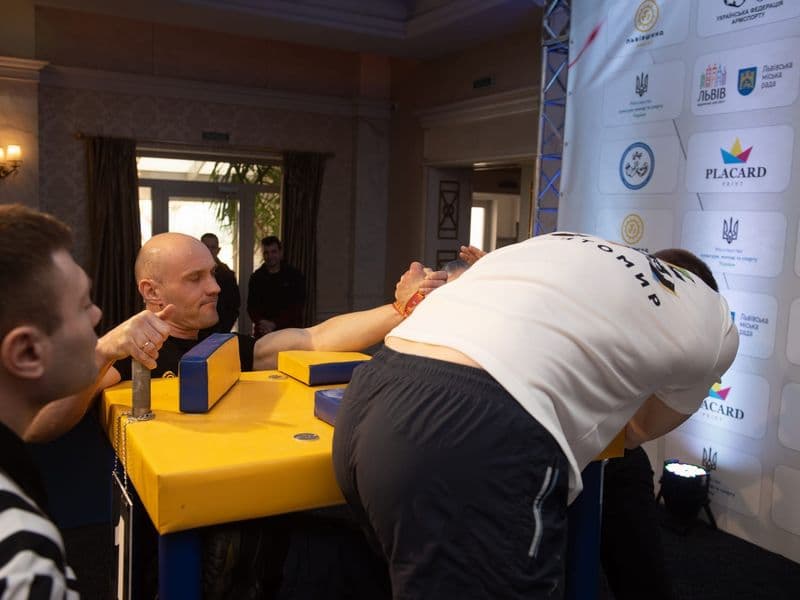 Чемпіонат України, день 1