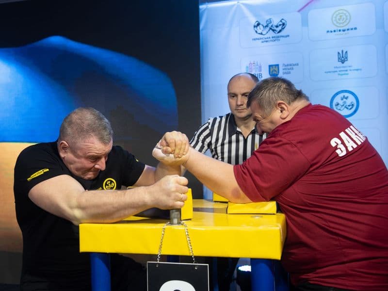 Чемпіонат України, день 1