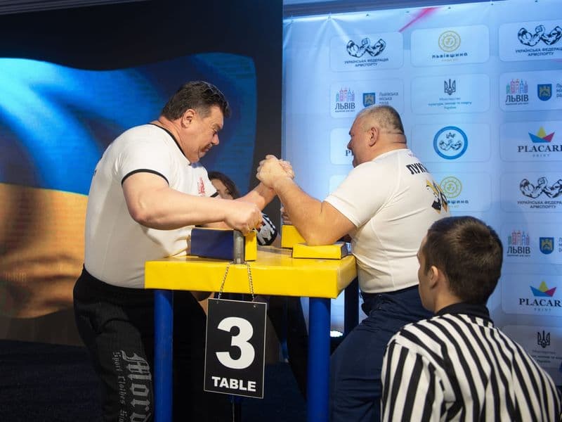 Чемпіонат України, день 1