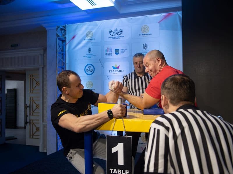 Чемпіонат України, день 1