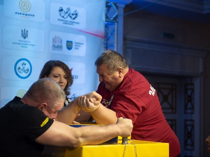 Чемпіонат України, день 1