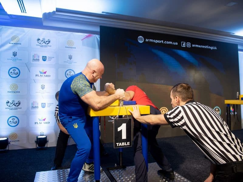 Чемпіонат України, день 1