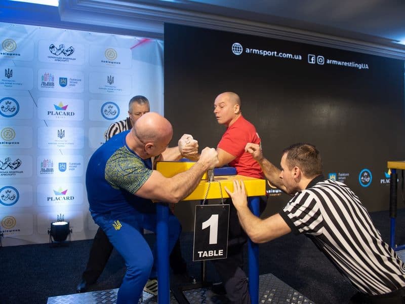 Чемпіонат України, день 1