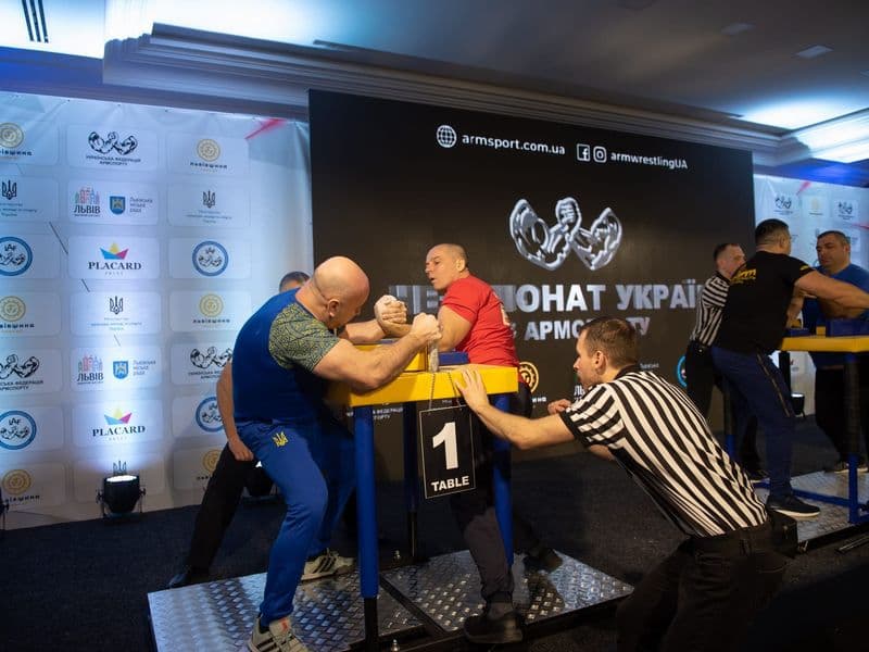 Чемпіонат України, день 1